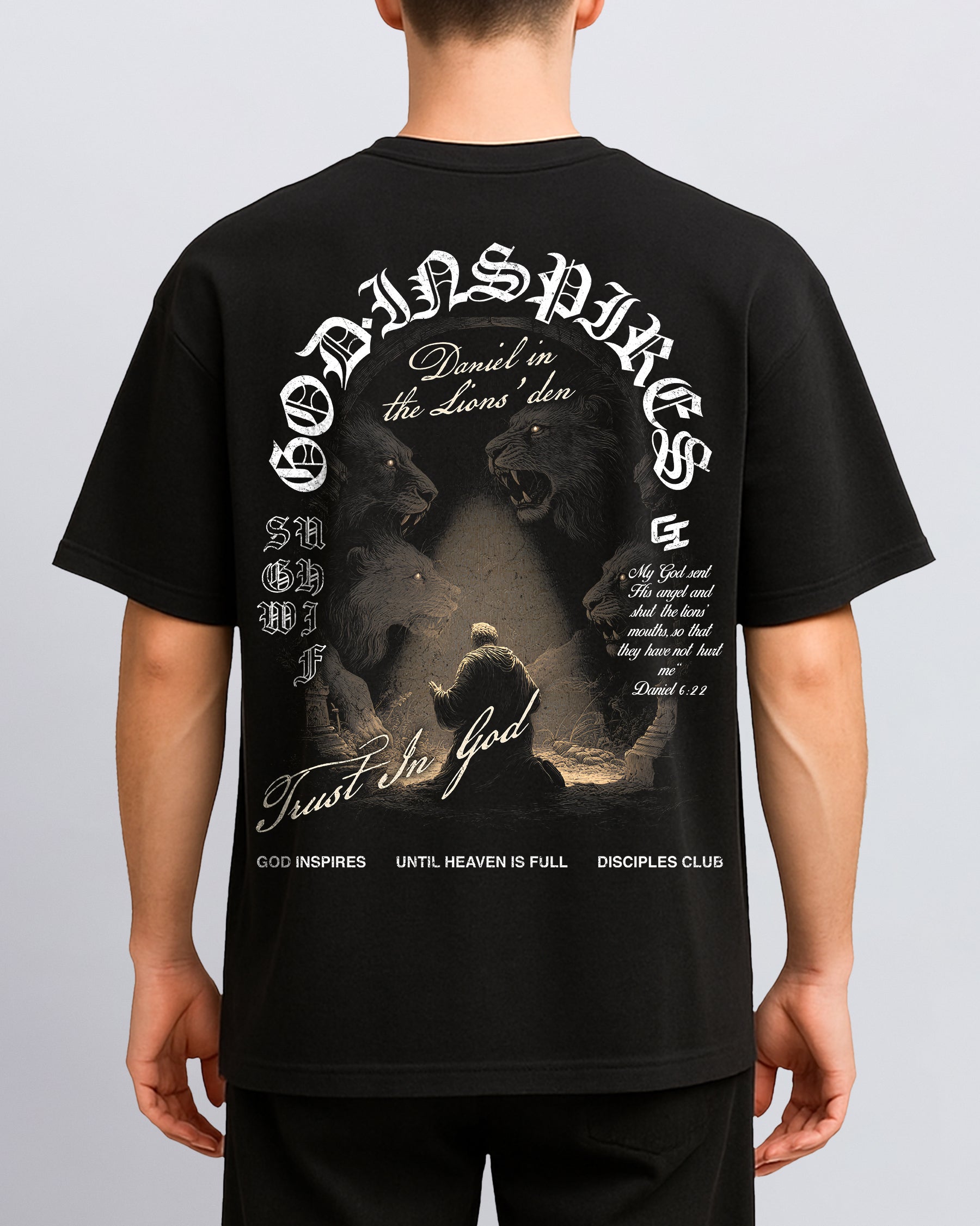 'Daniel in the Lions’ Den' T-Shirt
